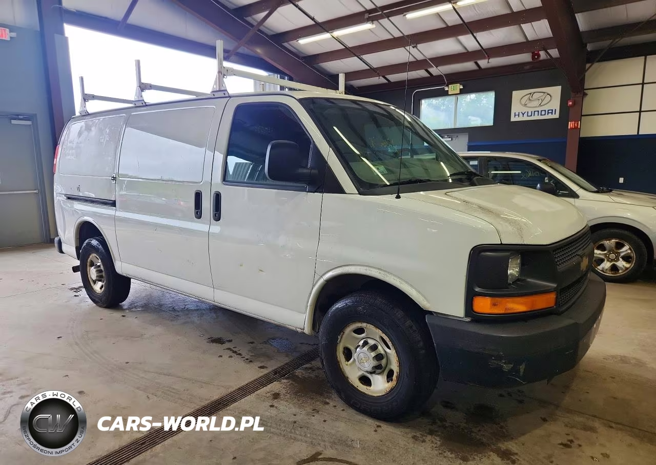 2014 Chevrolet Express G2500 VIN:1GCWGFCAXE1145884 - 4