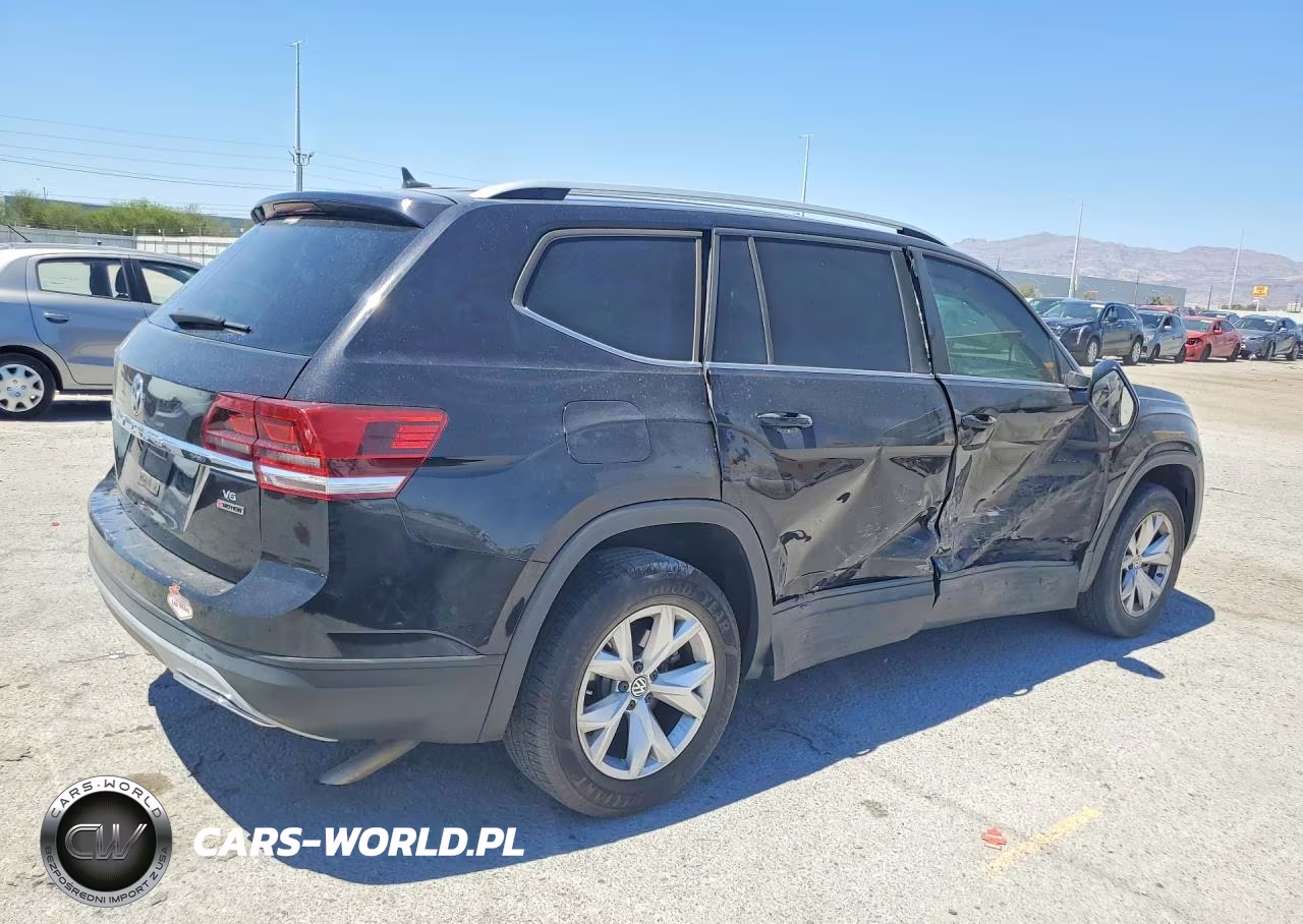 2018 Volkswagen Atlas Se VIN:1V2LR2CA4JC586400 - 3