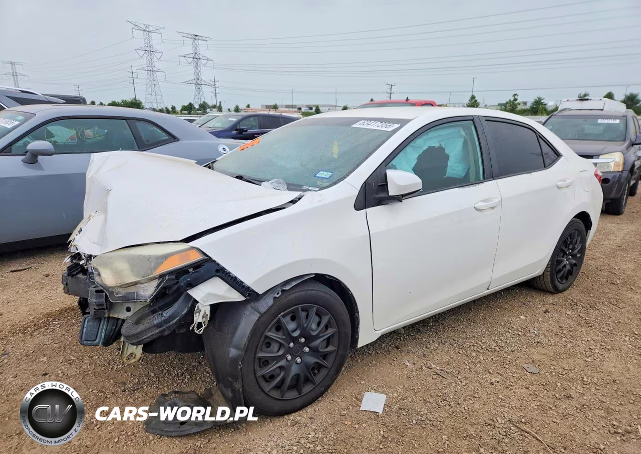 2015 Toyota Corolla Le VIN:5YFBURHE4FP219074 - 1