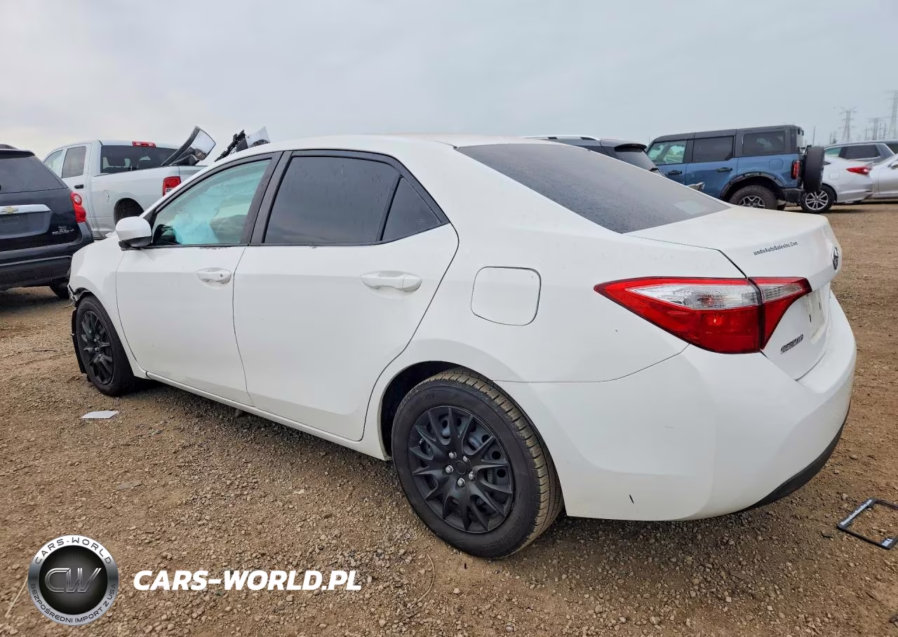 2015 Toyota Corolla Le VIN:5YFBURHE4FP219074 - 2