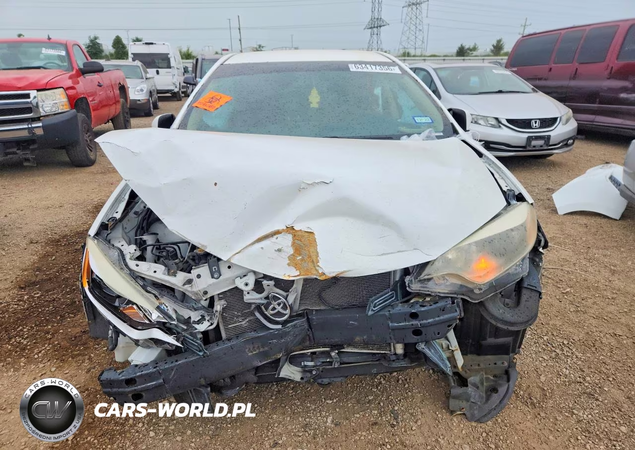 2015 Toyota Corolla Le VIN:5YFBURHE4FP219074 - 5