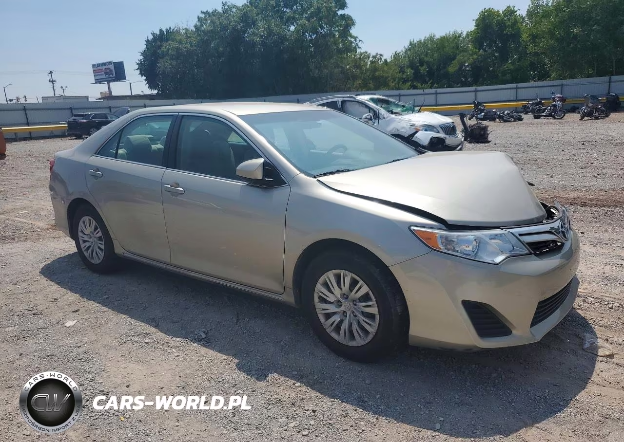 2014 Toyota Camry Le VIN:4T4BF1FK4ER406368 - 4
