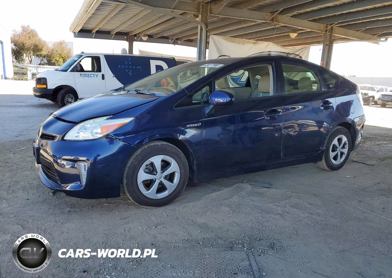 2015 Toyota Prius Four – zdjęcie 1 z 12