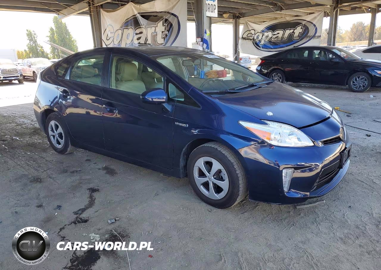 2015 Toyota Prius Four VIN:JTDKN3DU6F1931694 - 4