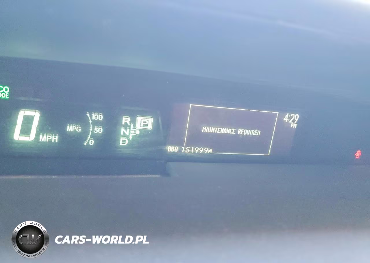2015 Toyota Prius Four VIN:JTDKN3DU6F1931694 - 9