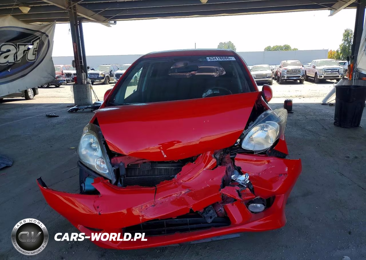 2010 Honda Fit Sport VIN:JHMGE8H40AC002383 - 5