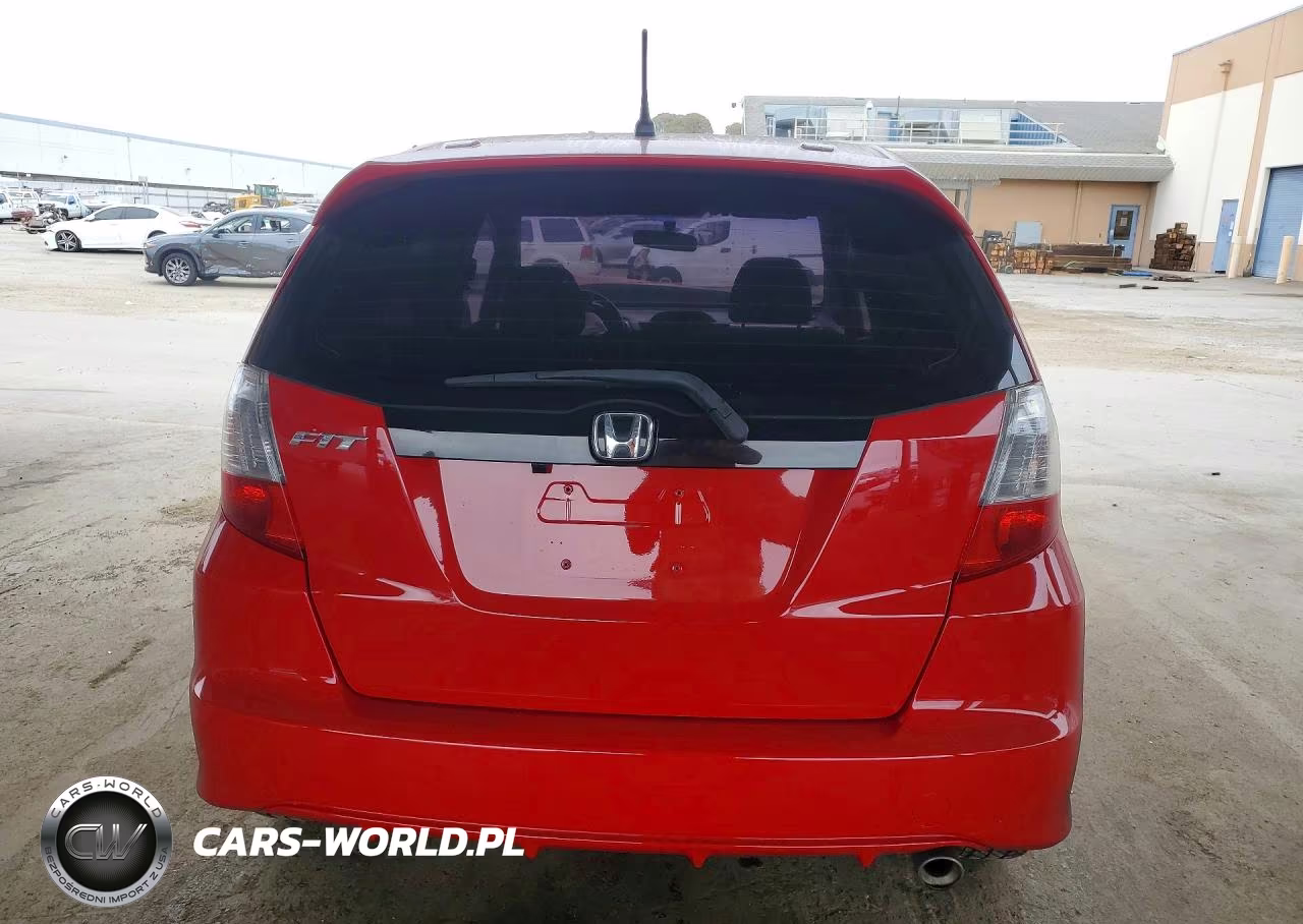2010 Honda Fit Sport VIN:JHMGE8H40AC002383 - 6
