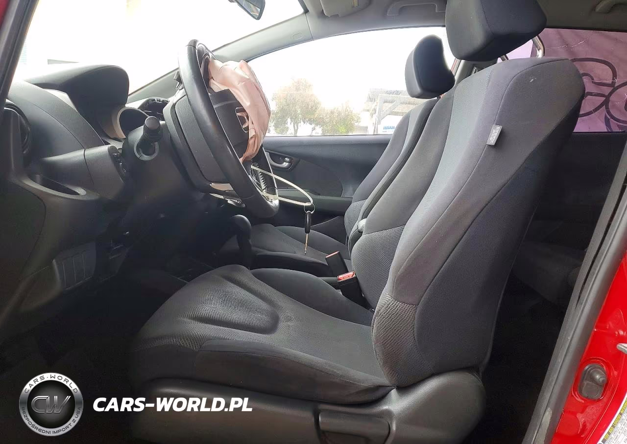 2010 Honda Fit Sport VIN:JHMGE8H40AC002383 - 7