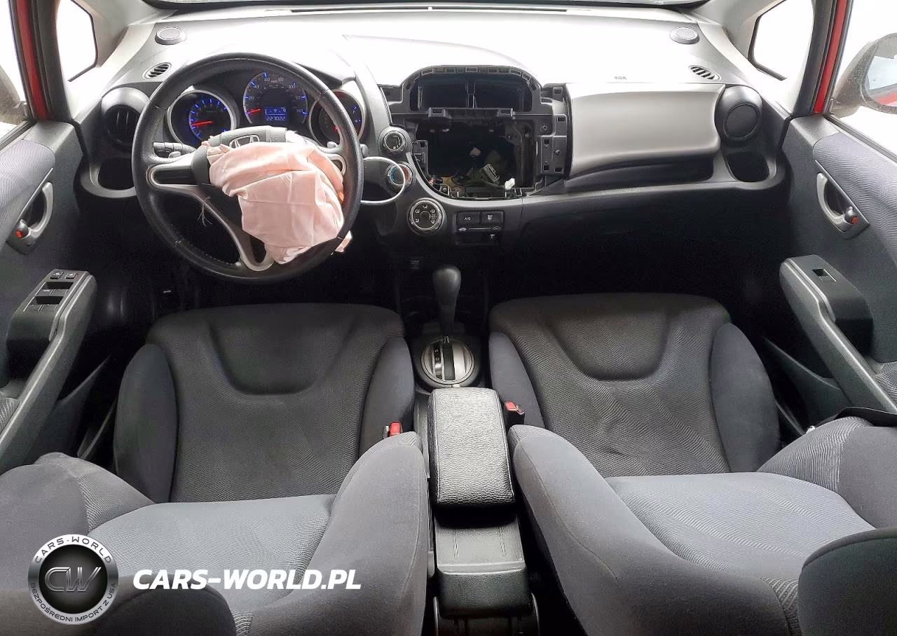 2010 Honda Fit Sport VIN:JHMGE8H40AC002383 - 8