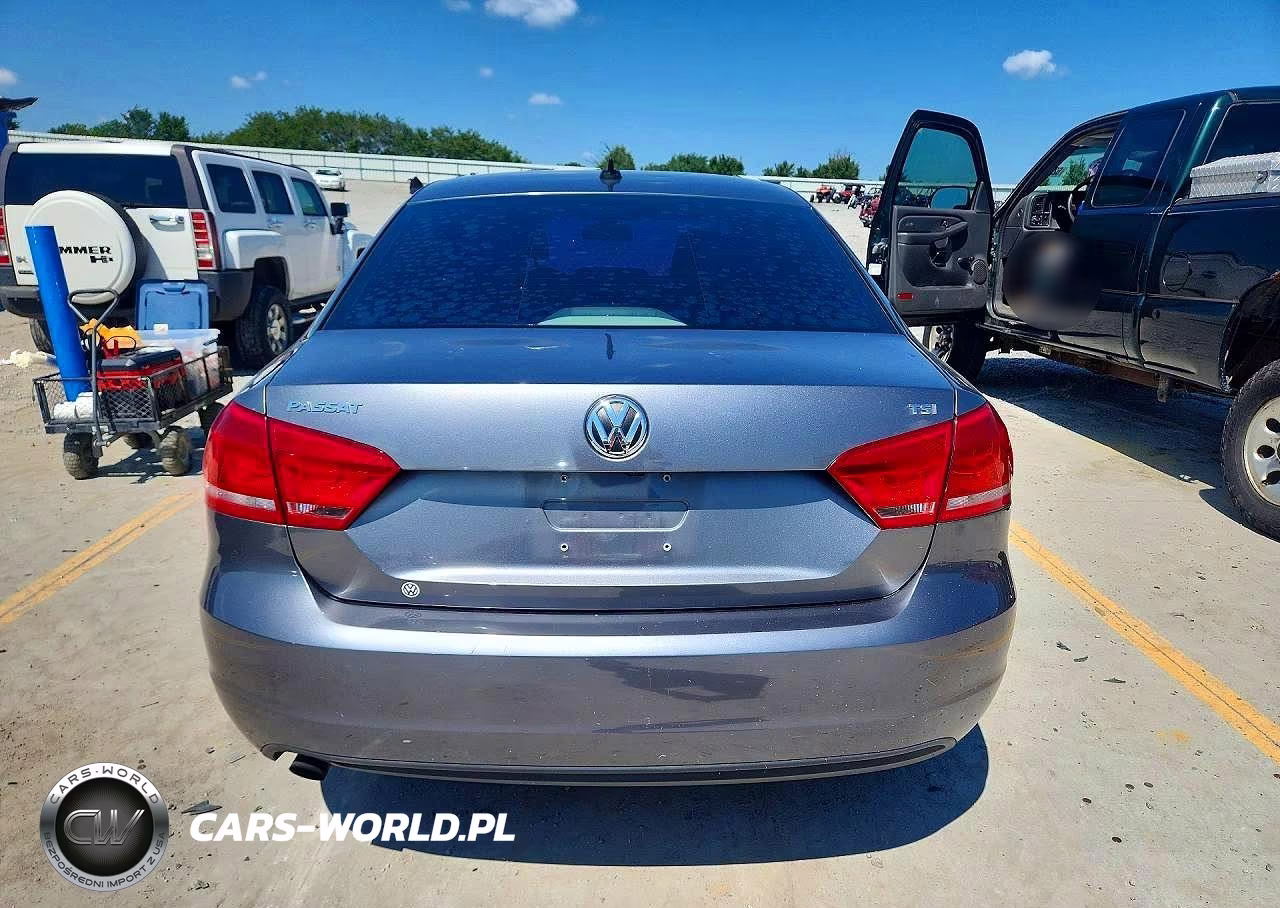 2015 Volkswagen Passat S VIN:1VWAS7A32FC082513 - 6