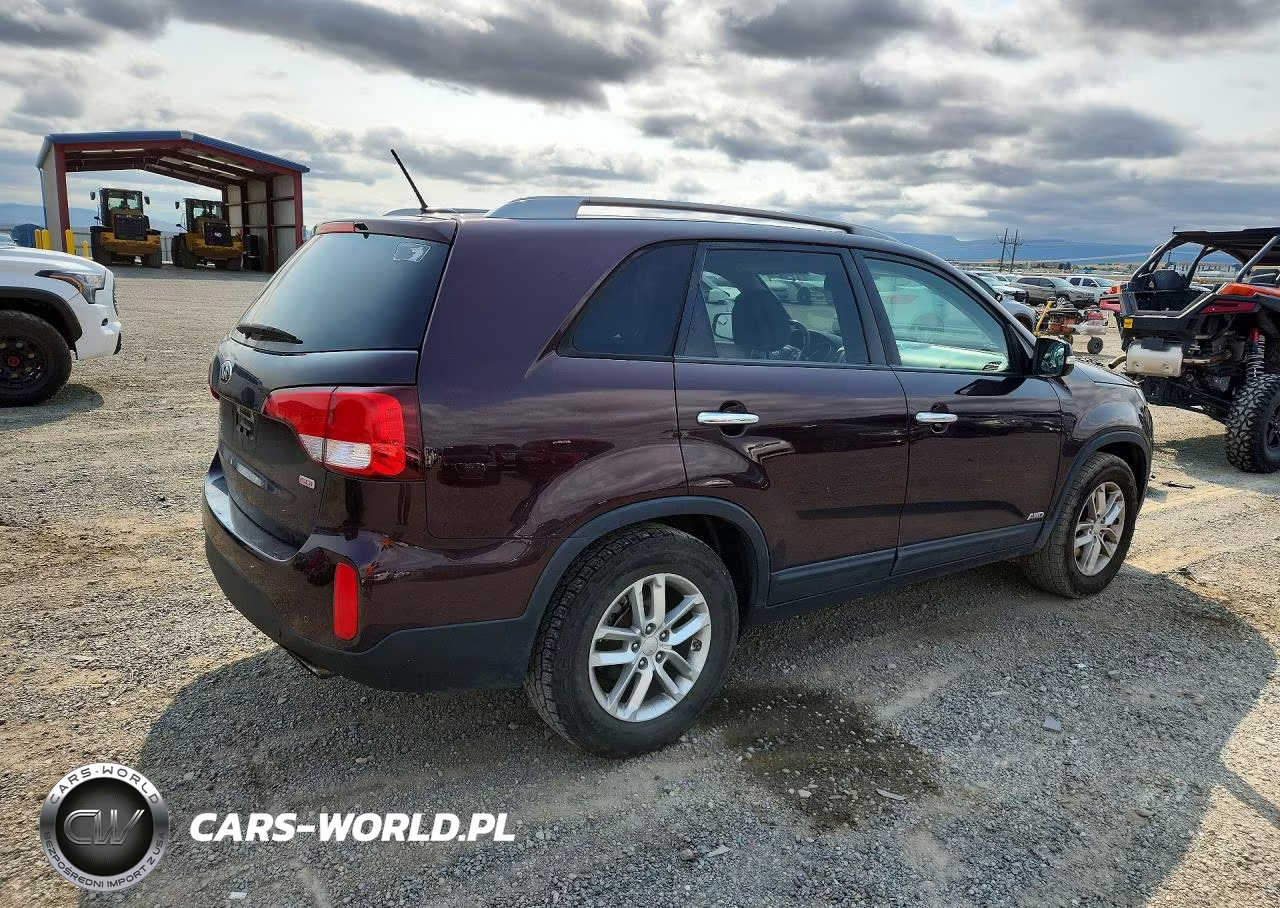 2015 Kia Sorento Lx VIN:5XYKTCA62FG638810 - 3