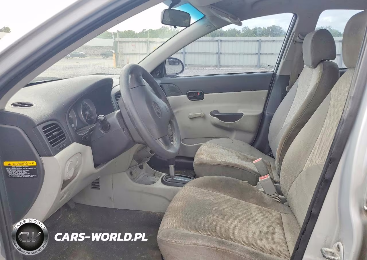 2008 Hyundai Accent Gls VIN:KMHCN46CX8U241152 - 7