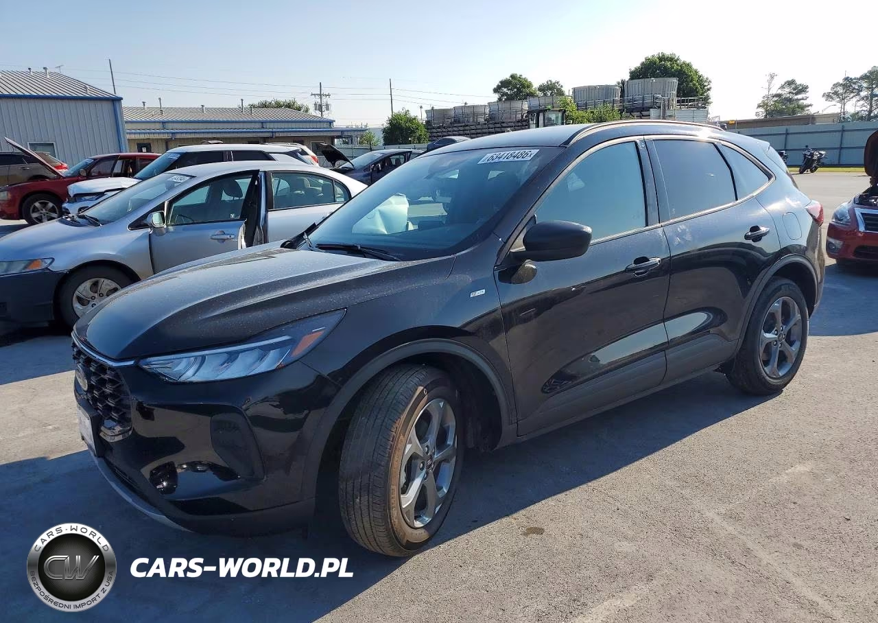 2025 Ford Escape St Line