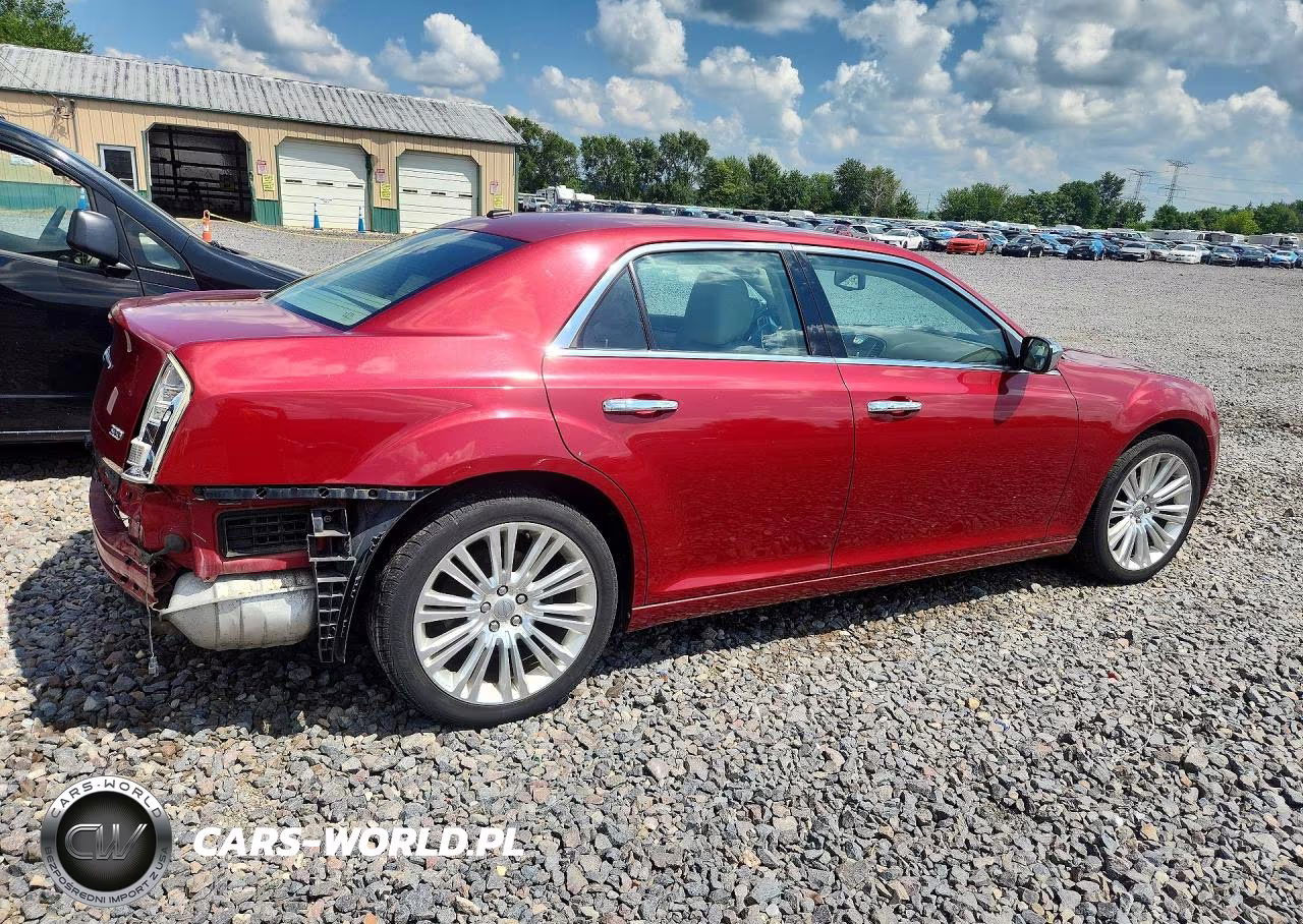 2011 Chrysler 300 Limited VIN:2C3CA5CGXBH530589 - 3