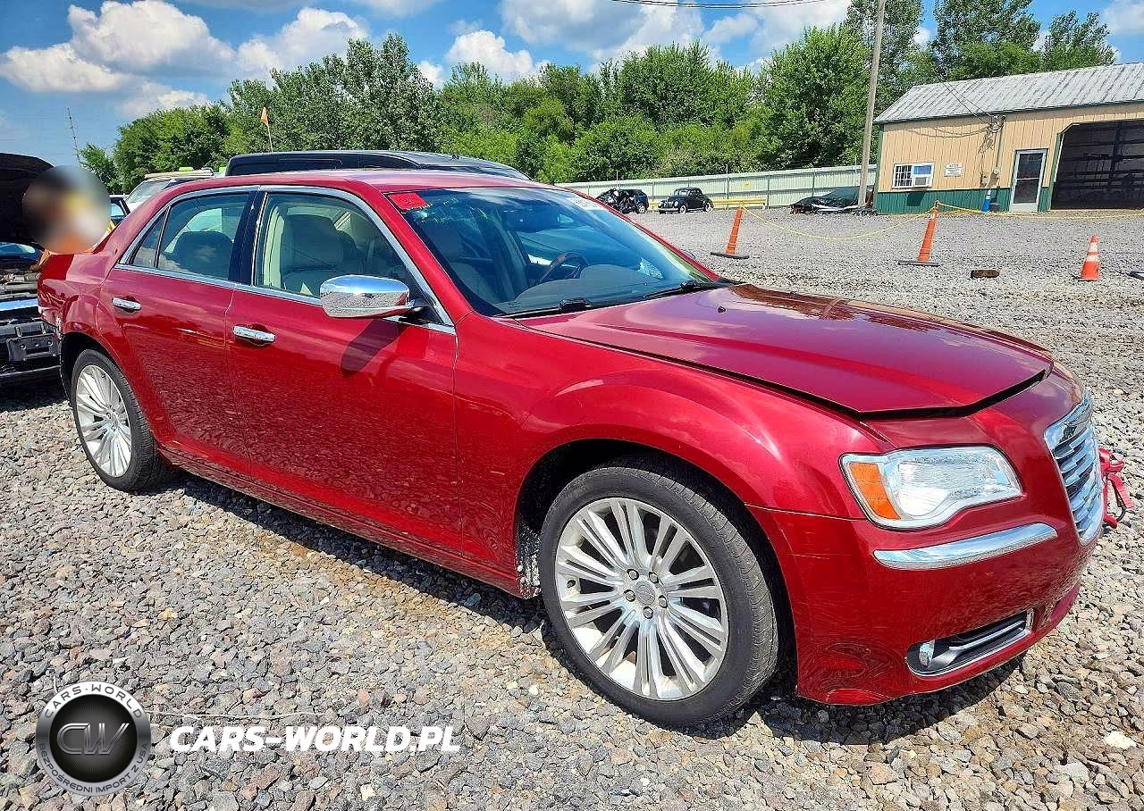 2011 Chrysler 300 Limited VIN:2C3CA5CGXBH530589 - 4