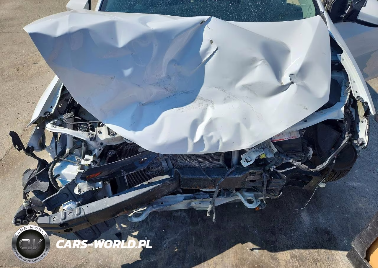 2018 Toyota Corolla Le VIN:2T1BURHE8JC121321 - 11