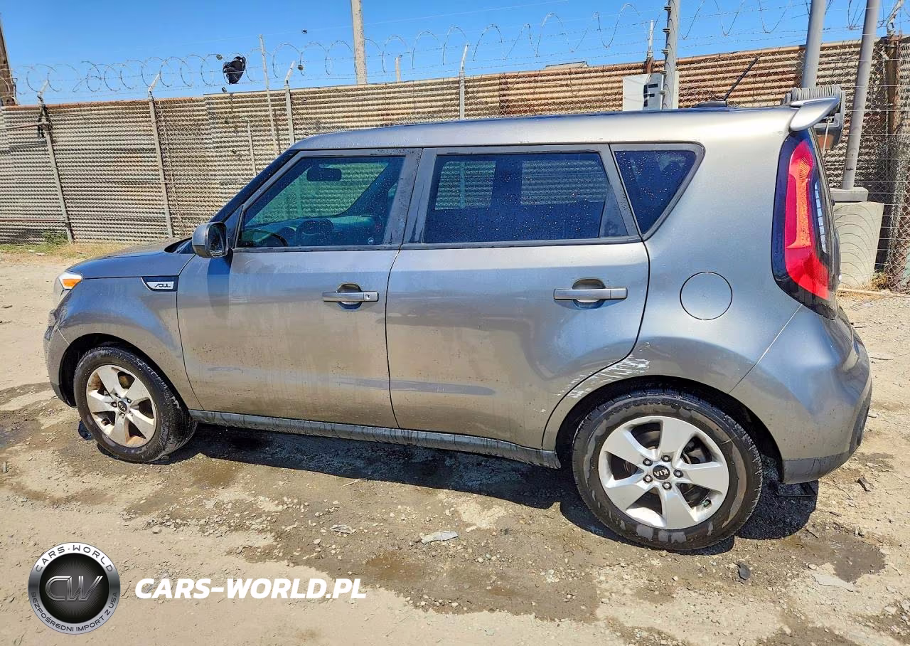 2018 Kia Soul Base VIN:KNDJN2A22J7602439 - 2