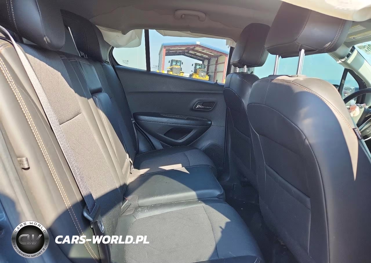 2022 Chevrolet Trax 1Lt VIN:KL7CJPSM3NB563572 - 10