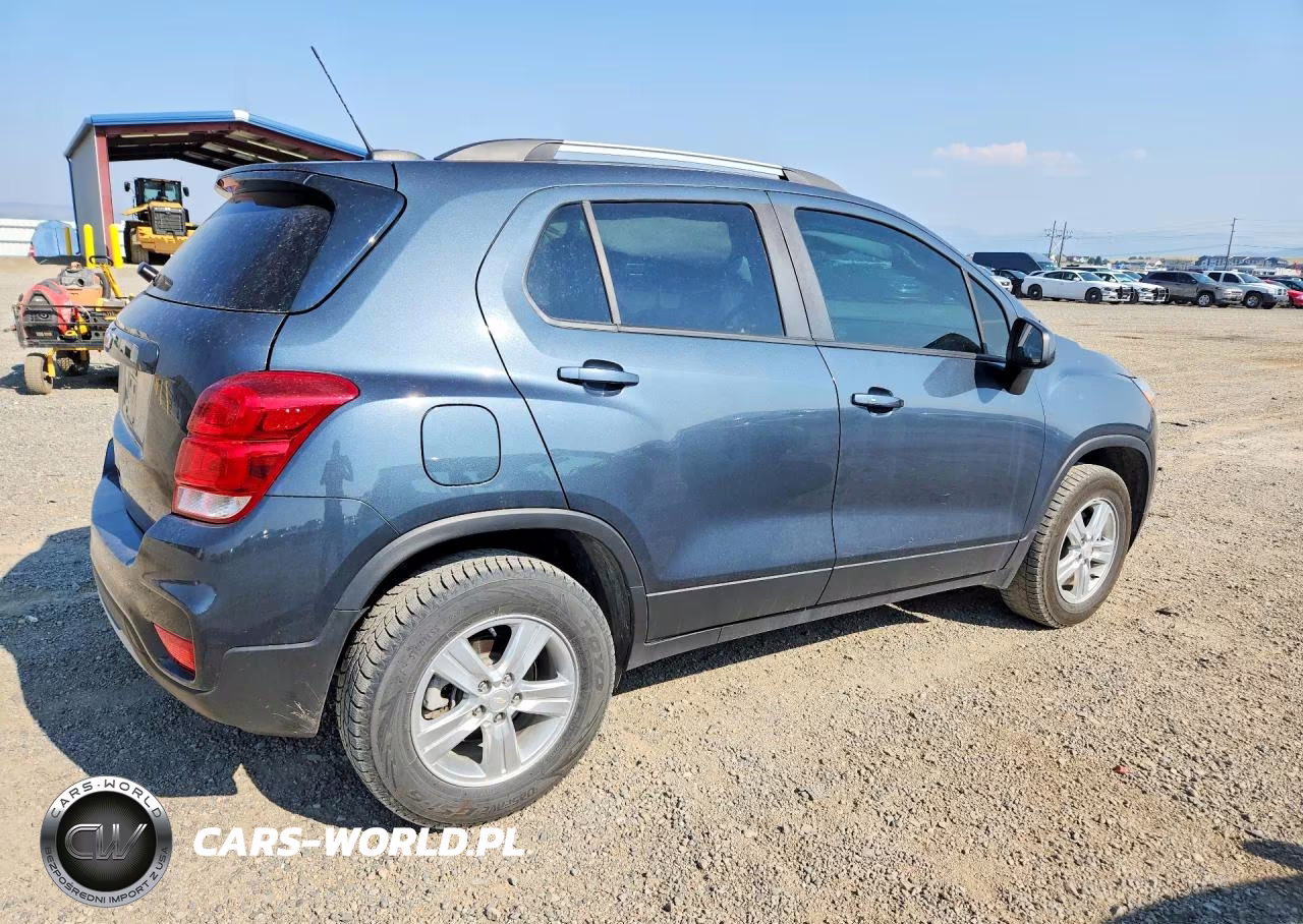 2022 Chevrolet Trax 1Lt VIN:KL7CJPSM3NB563572 - 3