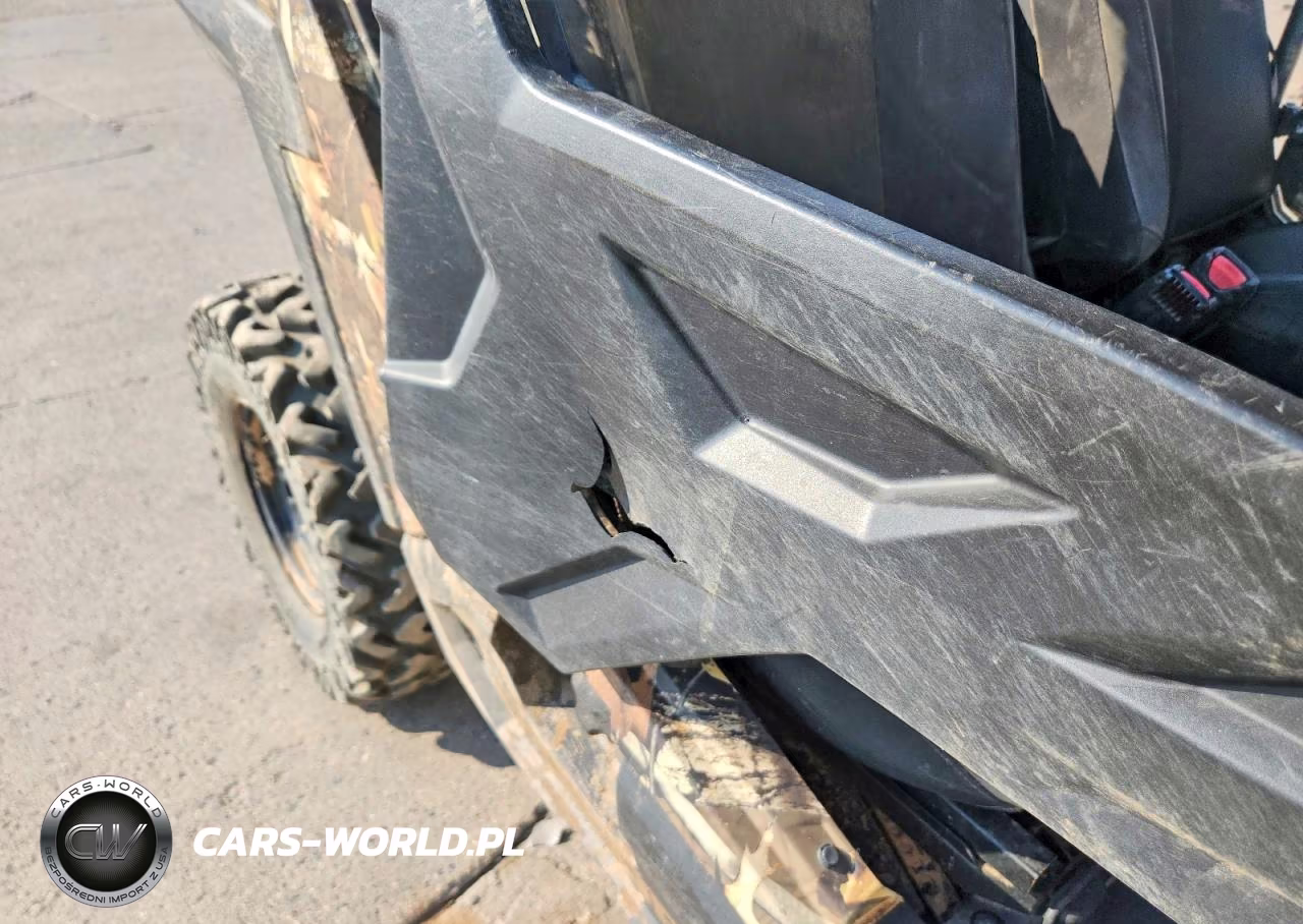 2015 Polaris Rzr Utility Vehicle VIN:4XAVAA876FB938079 - 9