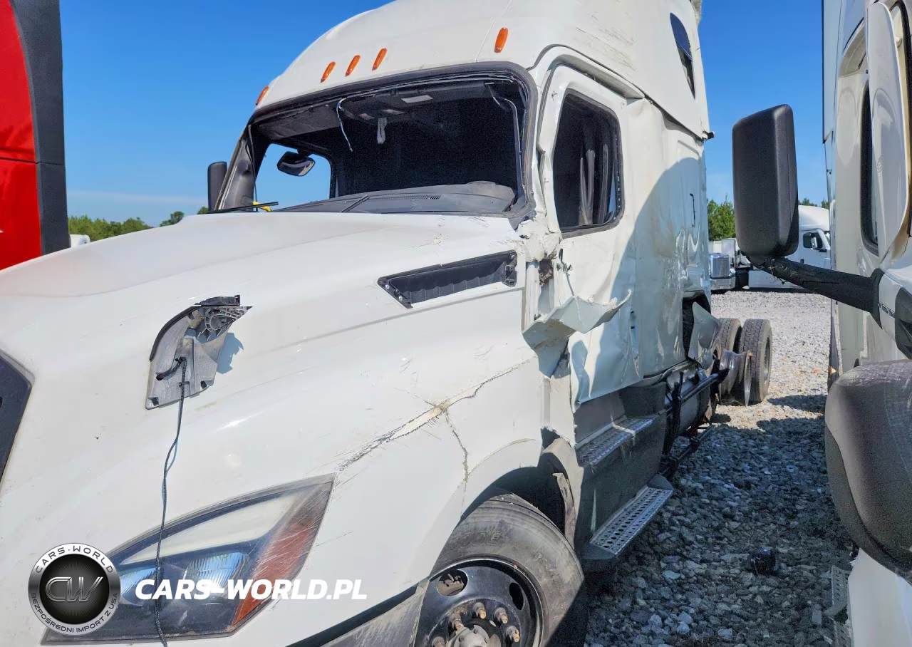 2026 Freightliner Cascadia 126 Semi Truck VIN:3AKJHHDR4TSWP4656 - 1