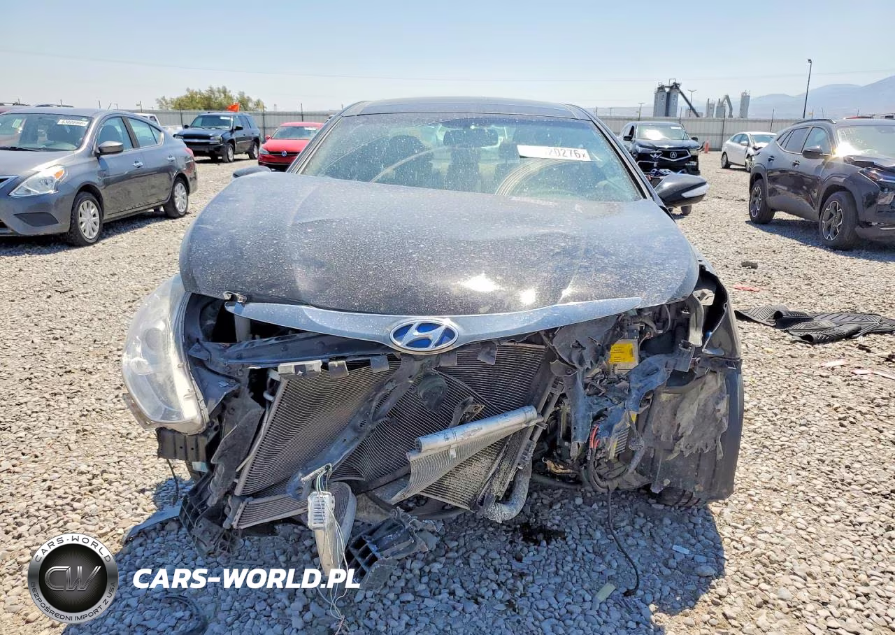 2014 Hyundai Sonata Hybrid VIN:KMHEC4A4XEA107110 - 5