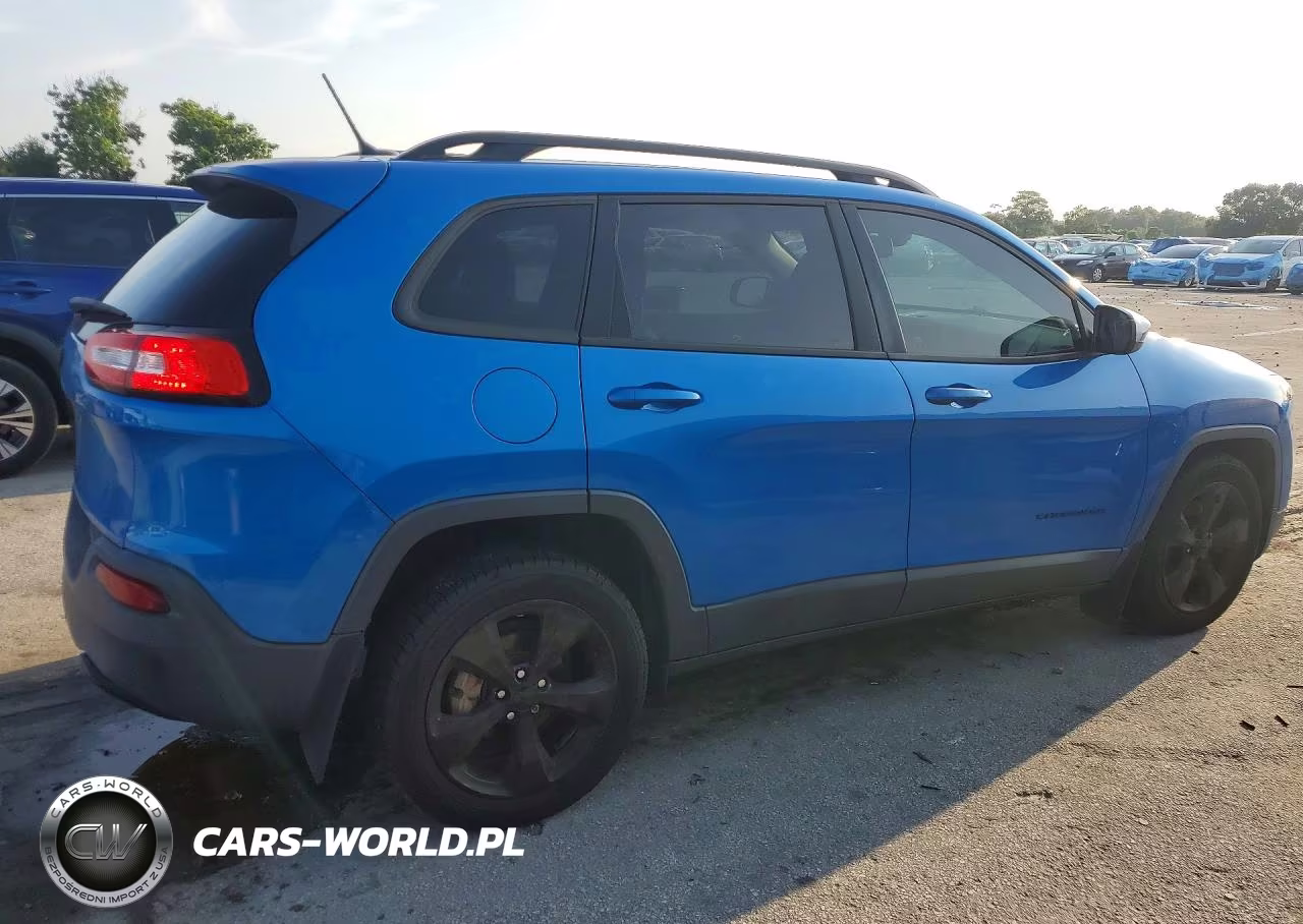 2018 Jeep Cherokee Latitude VIN:1C4PJLCB5JD544661 - 3