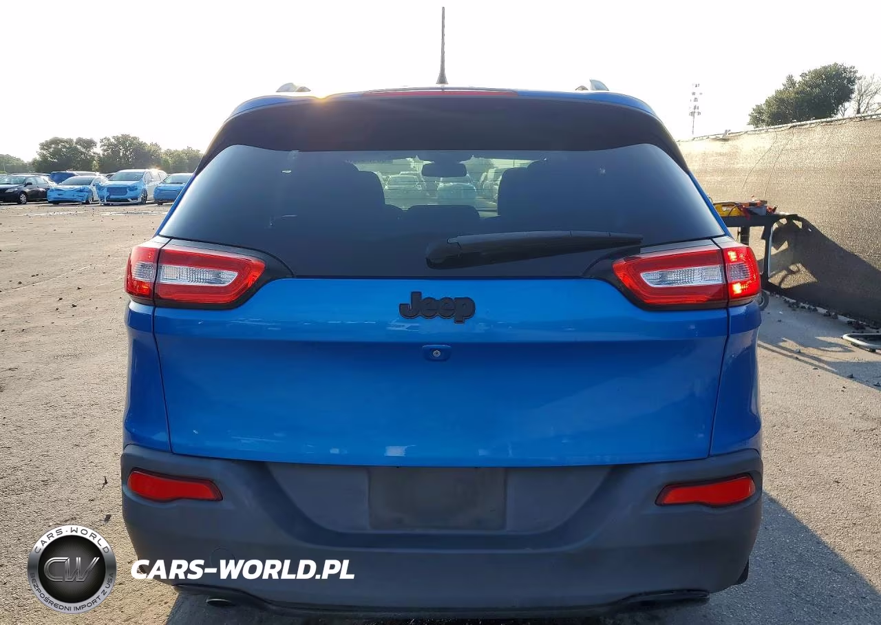 2018 Jeep Cherokee Latitude VIN:1C4PJLCB5JD544661 - 6
