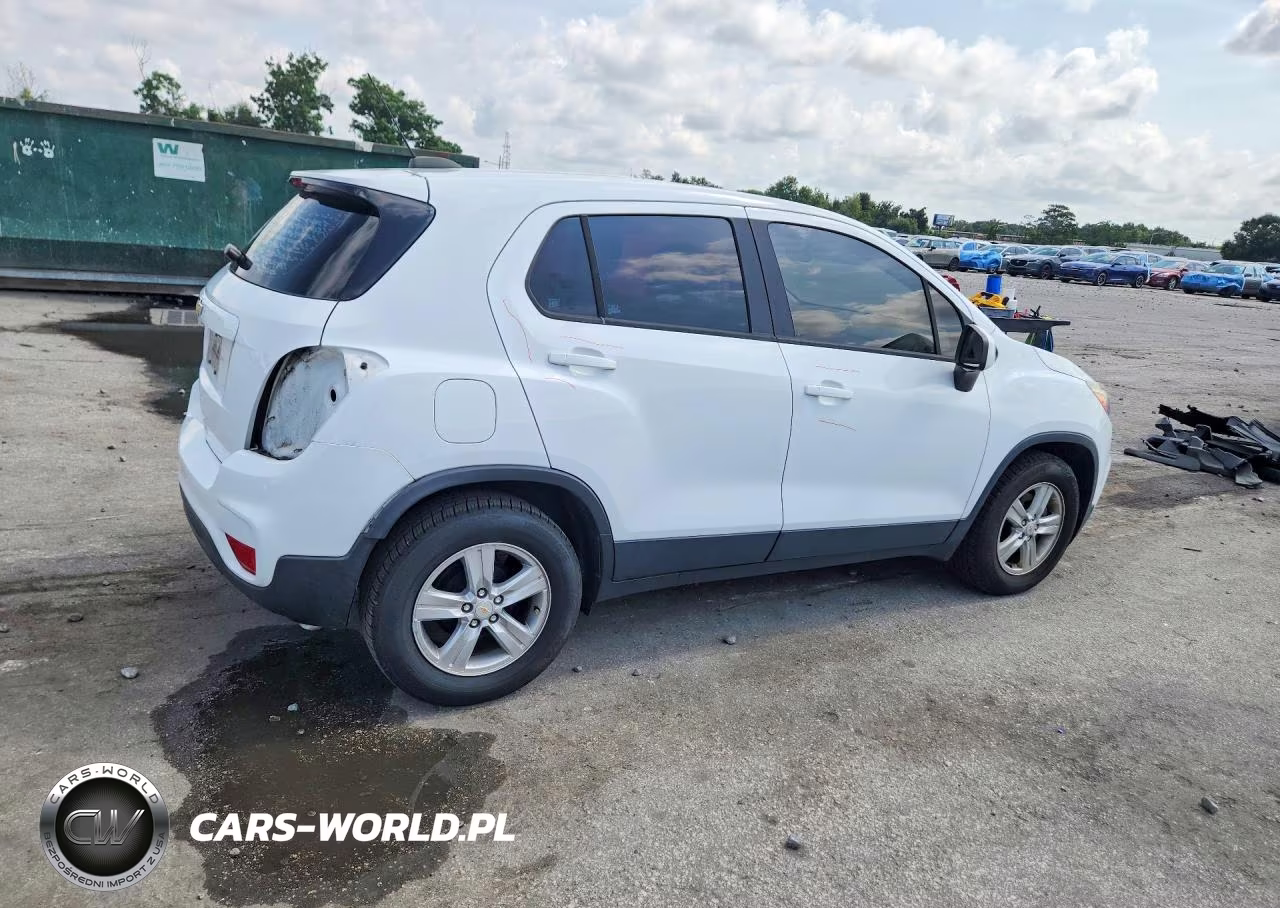 2020 Chevrolet Trax Ls VIN:KL7CJKSB3LB084079 - 3