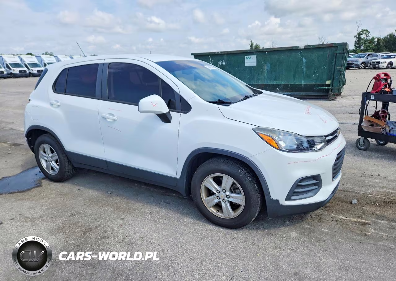 2020 Chevrolet Trax Ls VIN:KL7CJKSB3LB084079 - 4