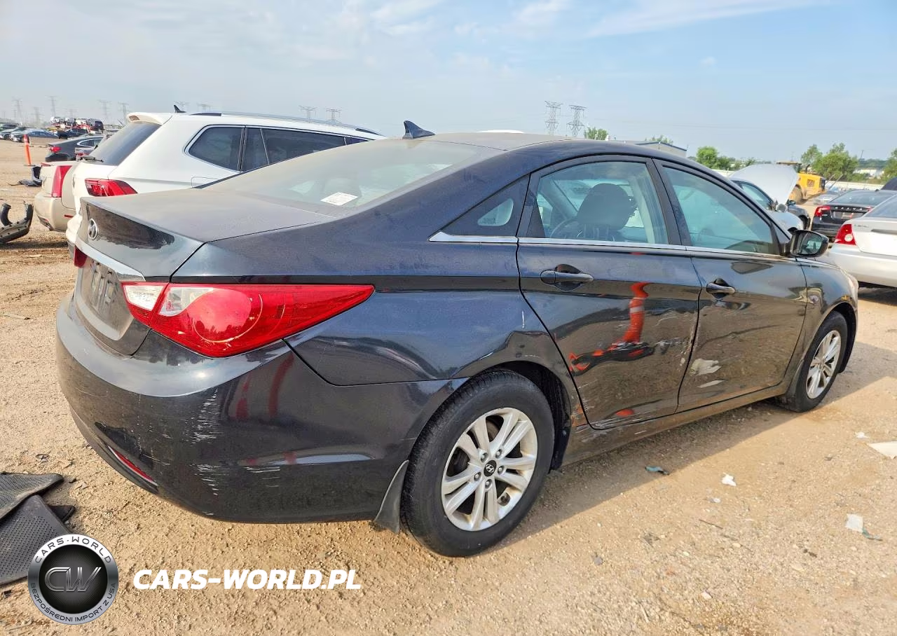 2011 Hyundai Sonata Gls VIN:5NPEB4AC3BH127136 - 3