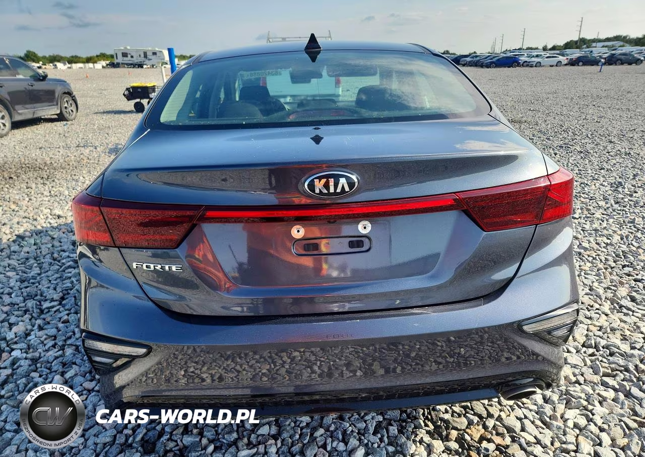 2021 Kia Forte Lxs VIN:3KPF24AD4ME359247 - 6