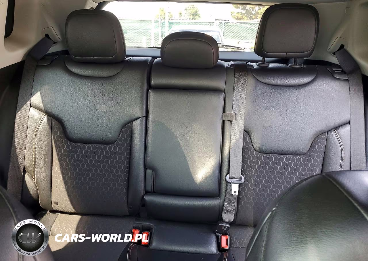 2021 Jeep Compass Latitude VIN:3C4NJDBB8MT584066 - 10