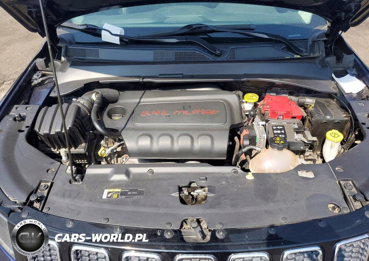 2021 Jeep Compass Latitude VIN:3C4NJDBB8MT584066 - 12