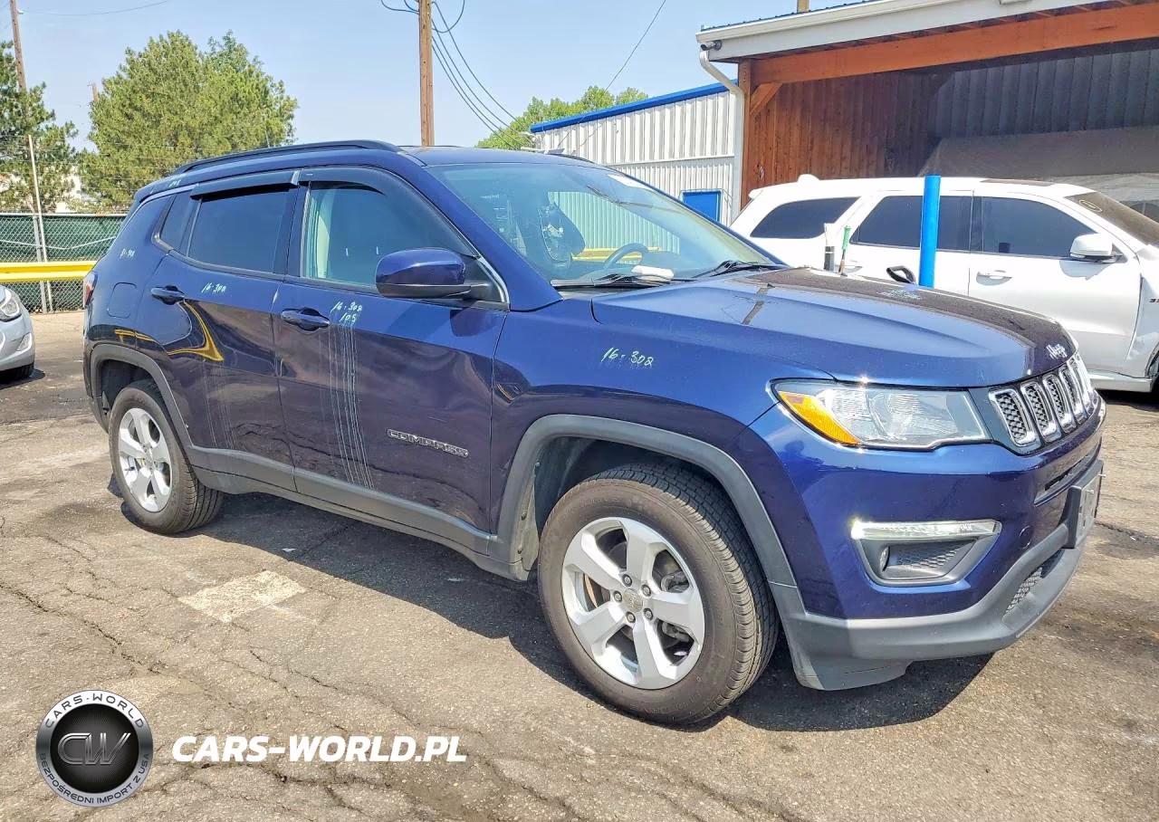 2021 Jeep Compass Latitude VIN:3C4NJDBB8MT584066 - 4