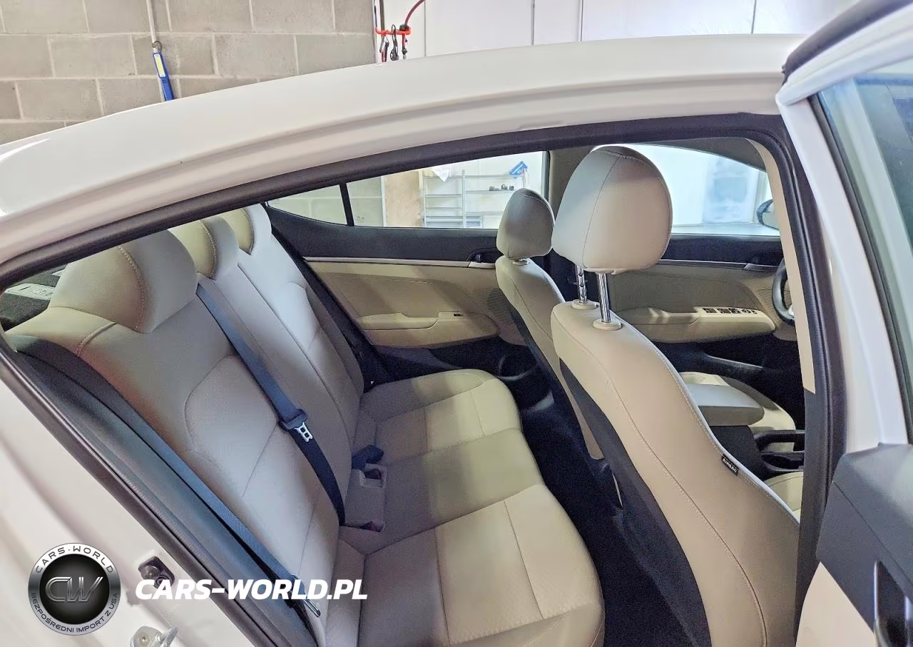 HYUNDAI ELANTRA SE VIN:5NPD74LFXLH606773 - 10
