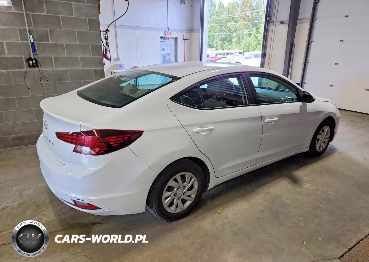 HYUNDAI ELANTRA SE VIN:5NPD74LFXLH606773 - 3