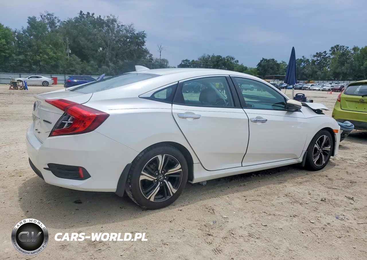 2016 Honda Civic Touring VIN:19XFC1F91GE031272 - 3