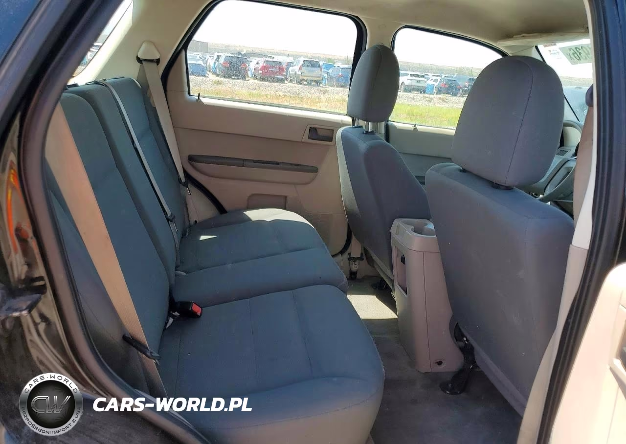 2009 Ford Escape Xls VIN:1FMCU02719KA22775 - 10