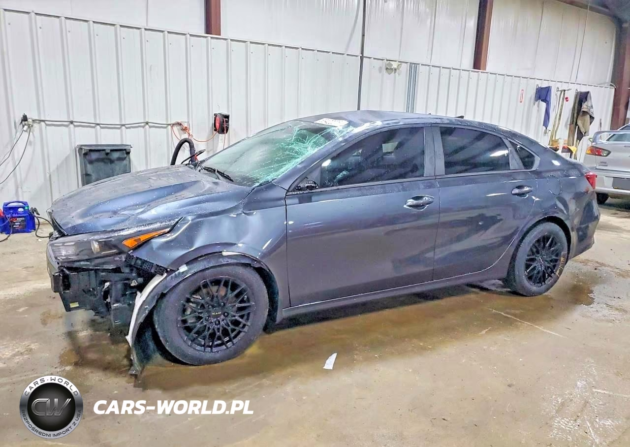 2024 Kia Forte Lxs VIN:3KPF24AD0RE758258 - 1