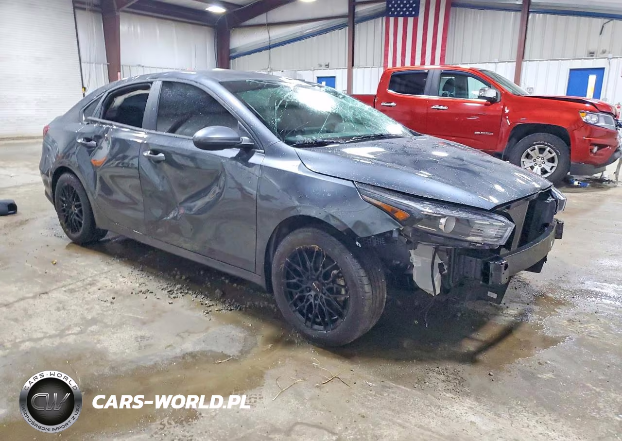 2024 Kia Forte Lxs VIN:3KPF24AD0RE758258 - 4