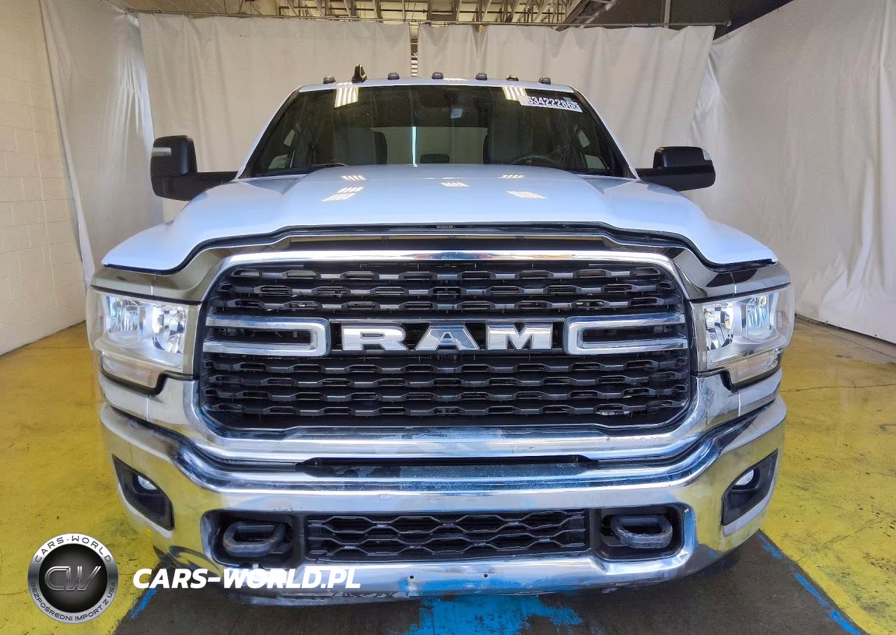 2023 Ram 3500 Big Horn VIN:3C63R3HL2PG660427 - 5