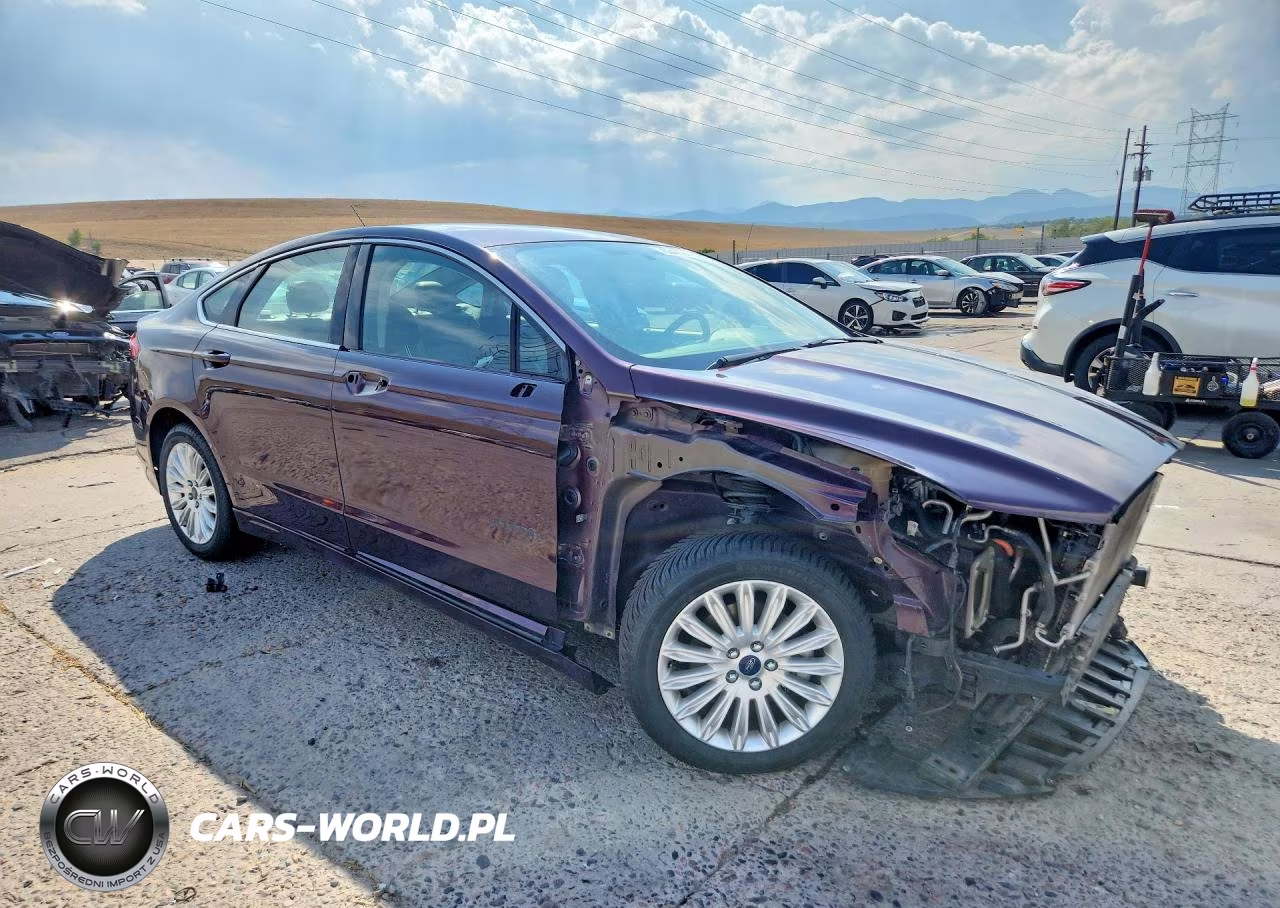 2013 Ford Fusion Se Hybrid VIN:3FA6P0LU5DR263388 - 4