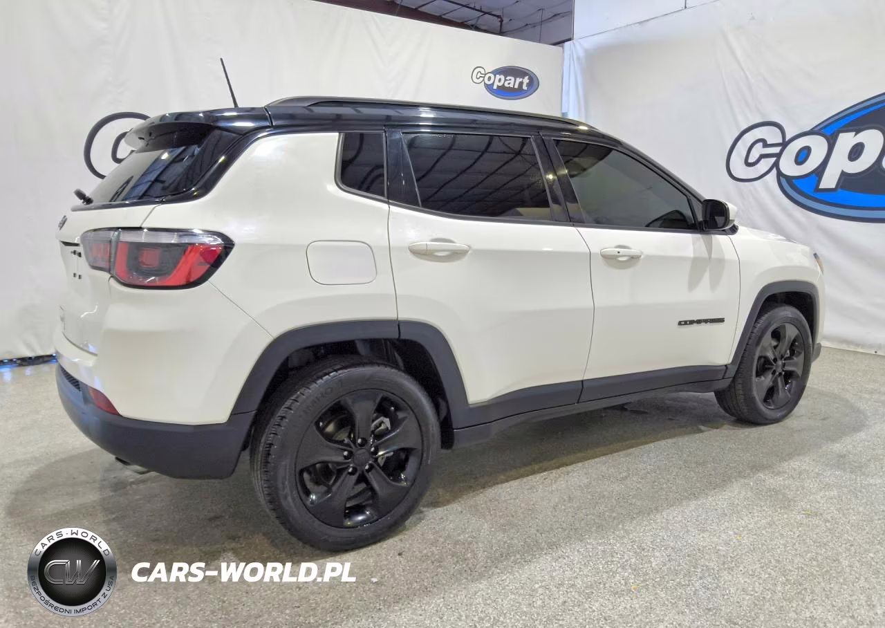 2018 Jeep Compass Latitude VIN:3C4NJCBB7JT503130 - 3