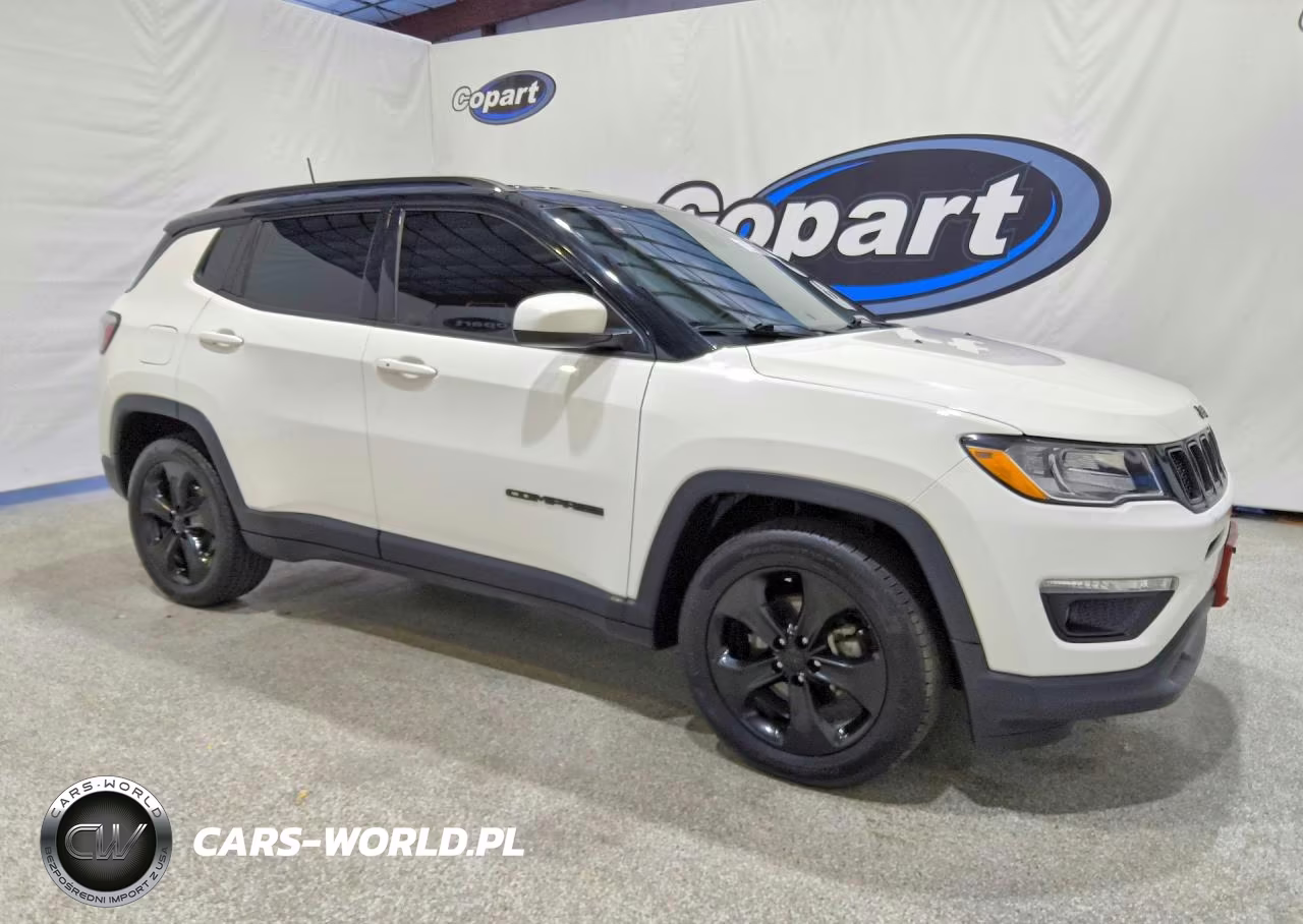 2018 Jeep Compass Latitude VIN:3C4NJCBB7JT503130 - 4