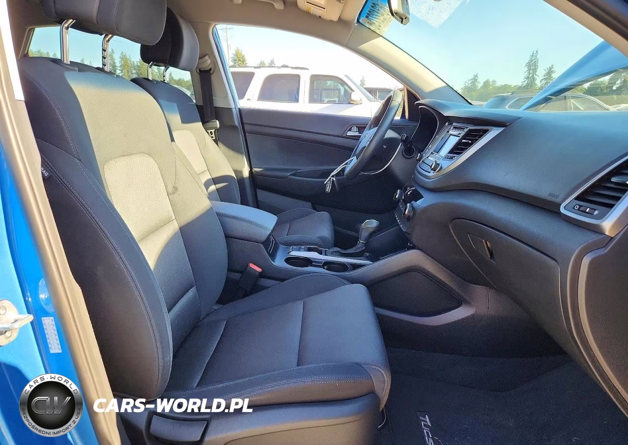 2017 Hyundai Tucson Sport VIN:KM8J3CA26HU364436 - 7