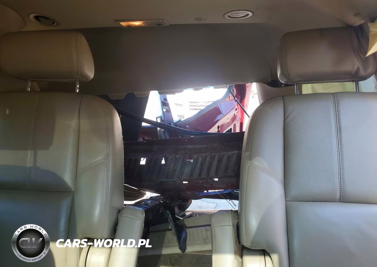 2007 Chevrolet Tahoe C1500 VIN:1GNFC13047R419839 - 10