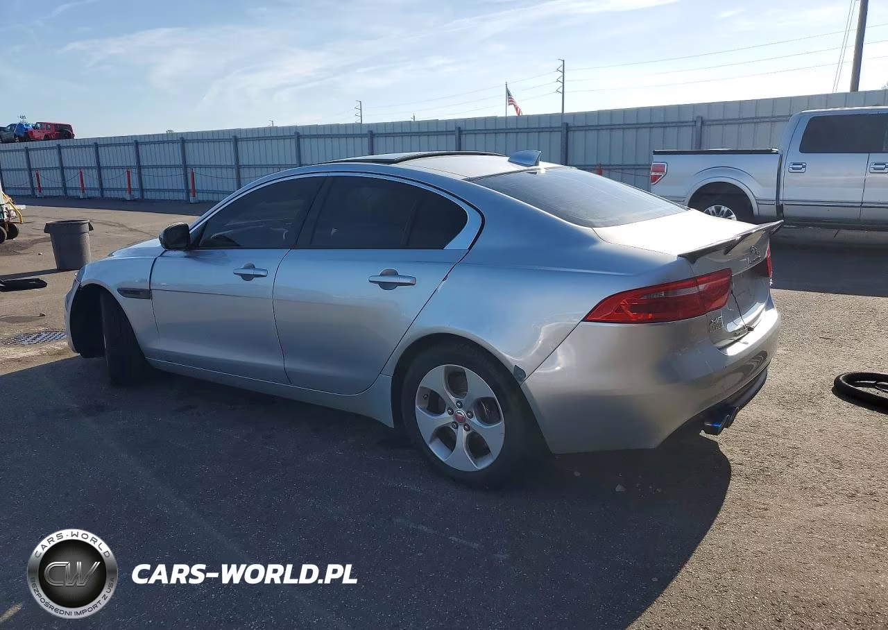 2017 Jaguar Xe VIN:SAJAS4BN5HA976426 - 2