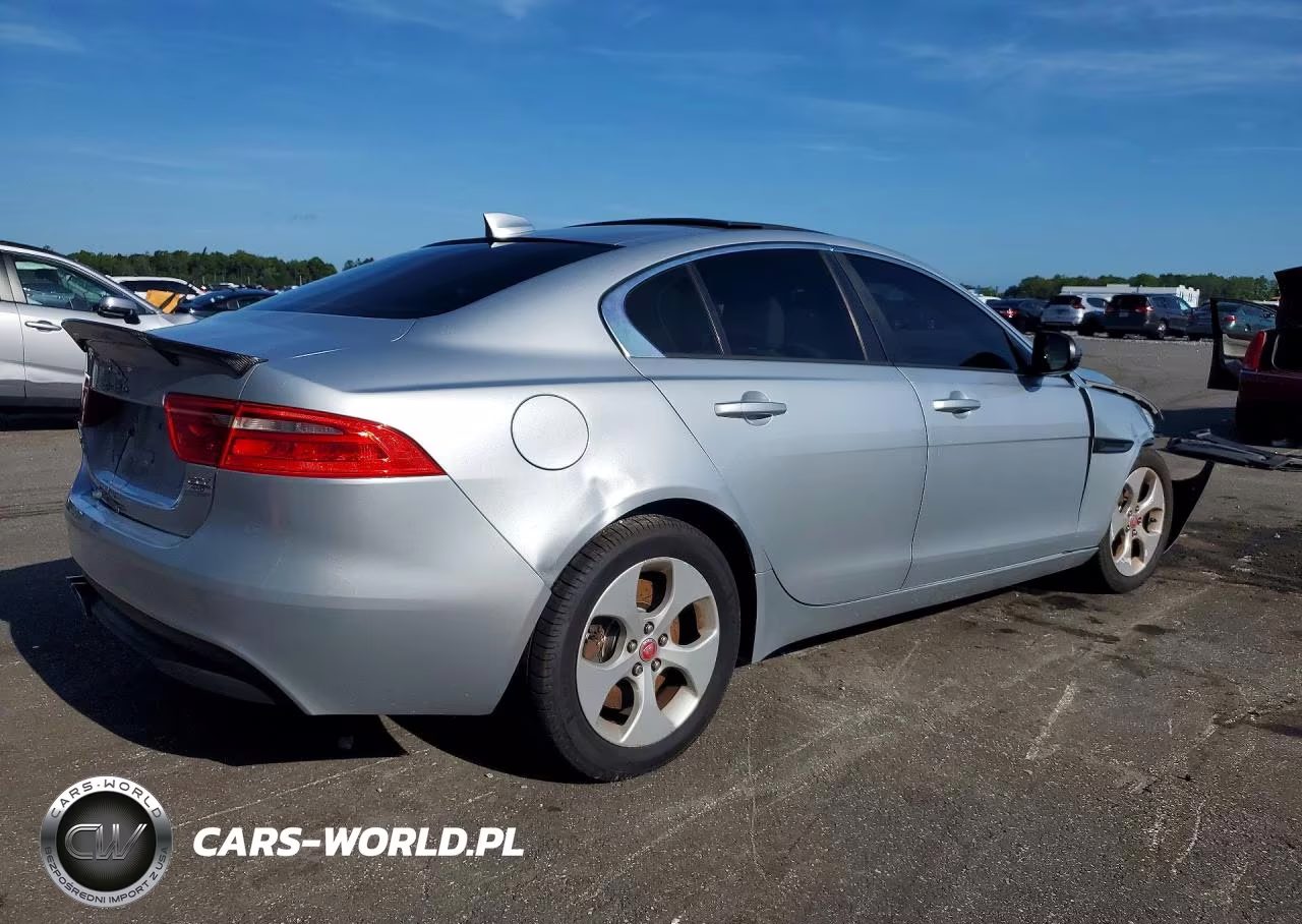 2017 Jaguar Xe VIN:SAJAS4BN5HA976426 - 3