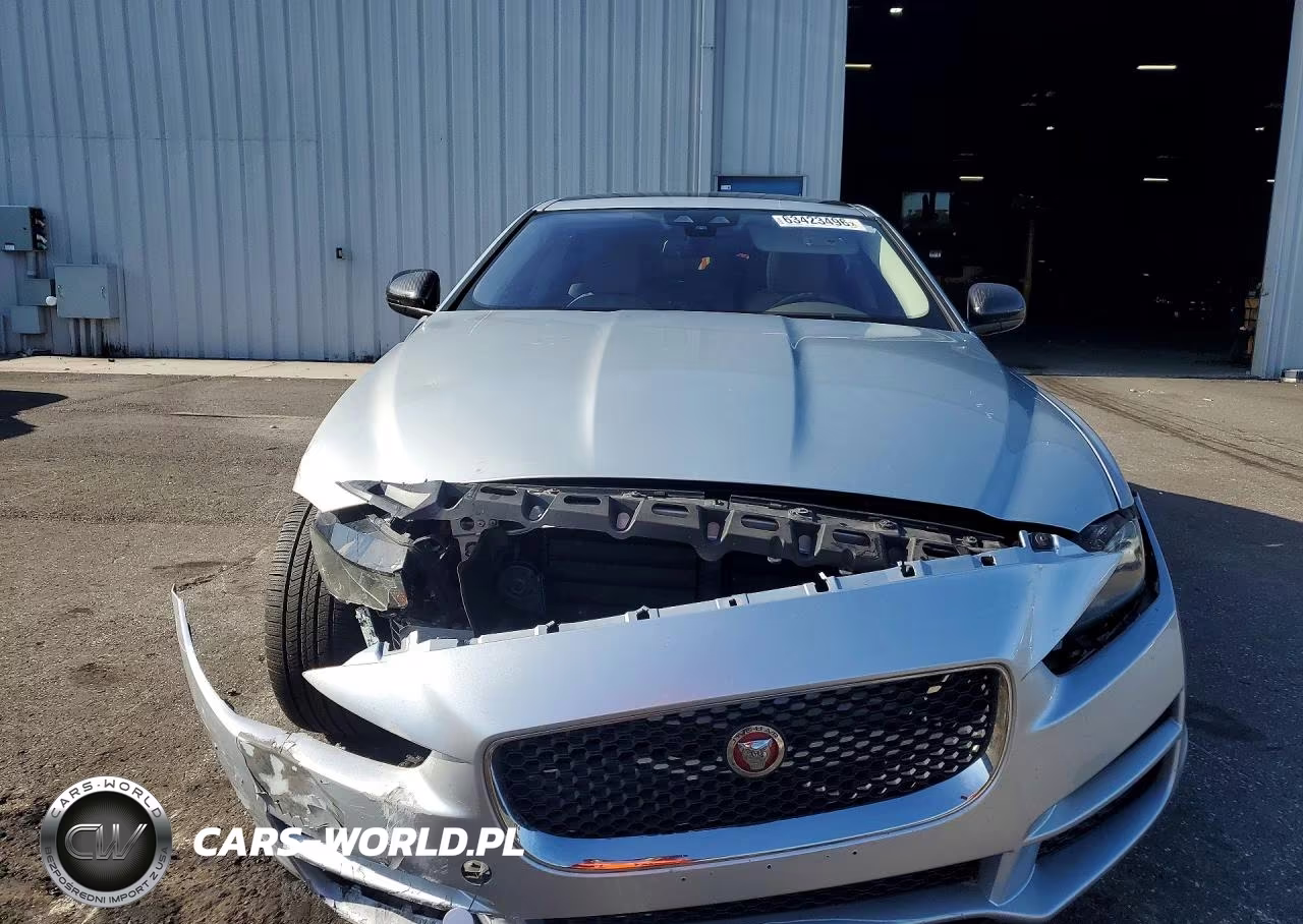 2017 Jaguar Xe VIN:SAJAS4BN5HA976426 - 5